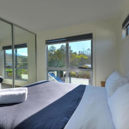 Deja Blu 2 Apartment Coles Bay Bagian luar foto