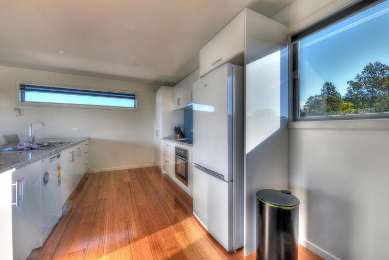 Deja Blu 2 Apartment Coles Bay Bagian luar foto