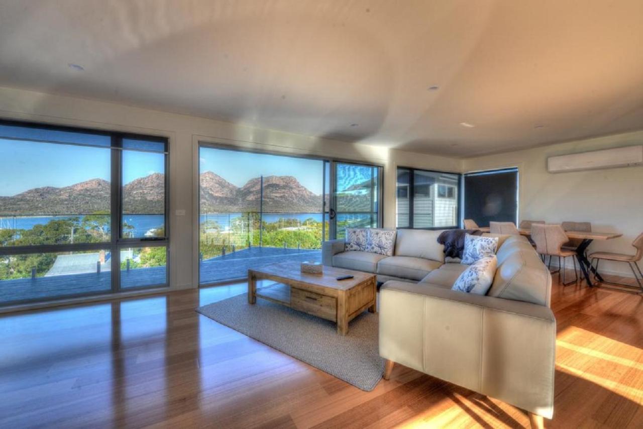 Deja Blu 2 Apartment Coles Bay Bagian luar foto